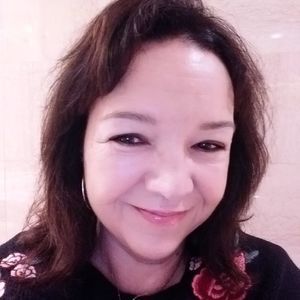 Meet your Posher, Gina